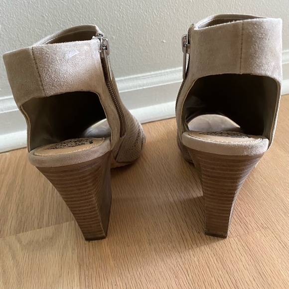 EUC Vince Camuto open toe booties - Picture 4 of 11